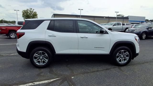 Used 2026 GMC Terrain Elevation AWD/4WD image 9
