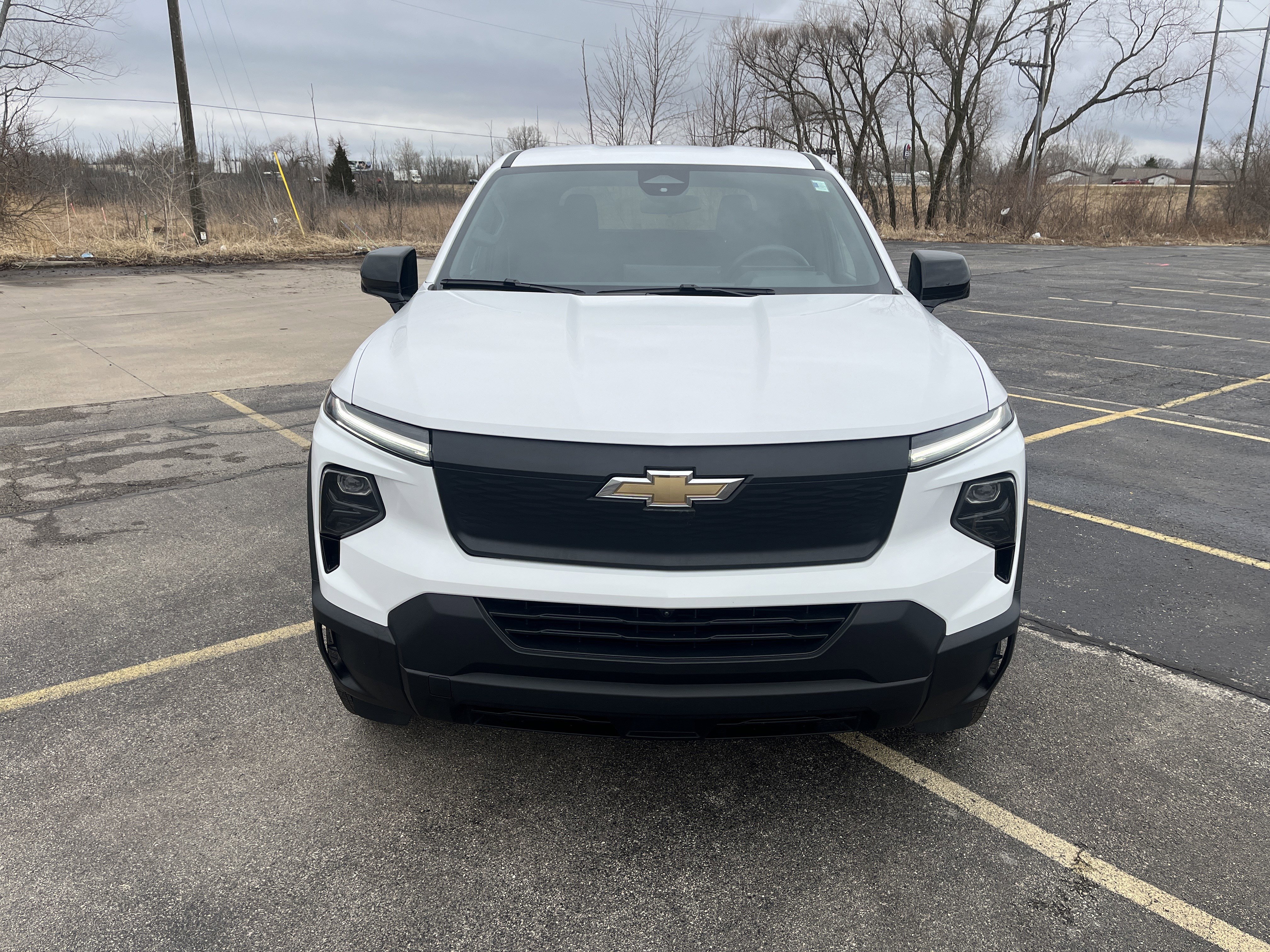 Used 2025 Chevrolet Silverado EV W/T AWD/4WD image 2