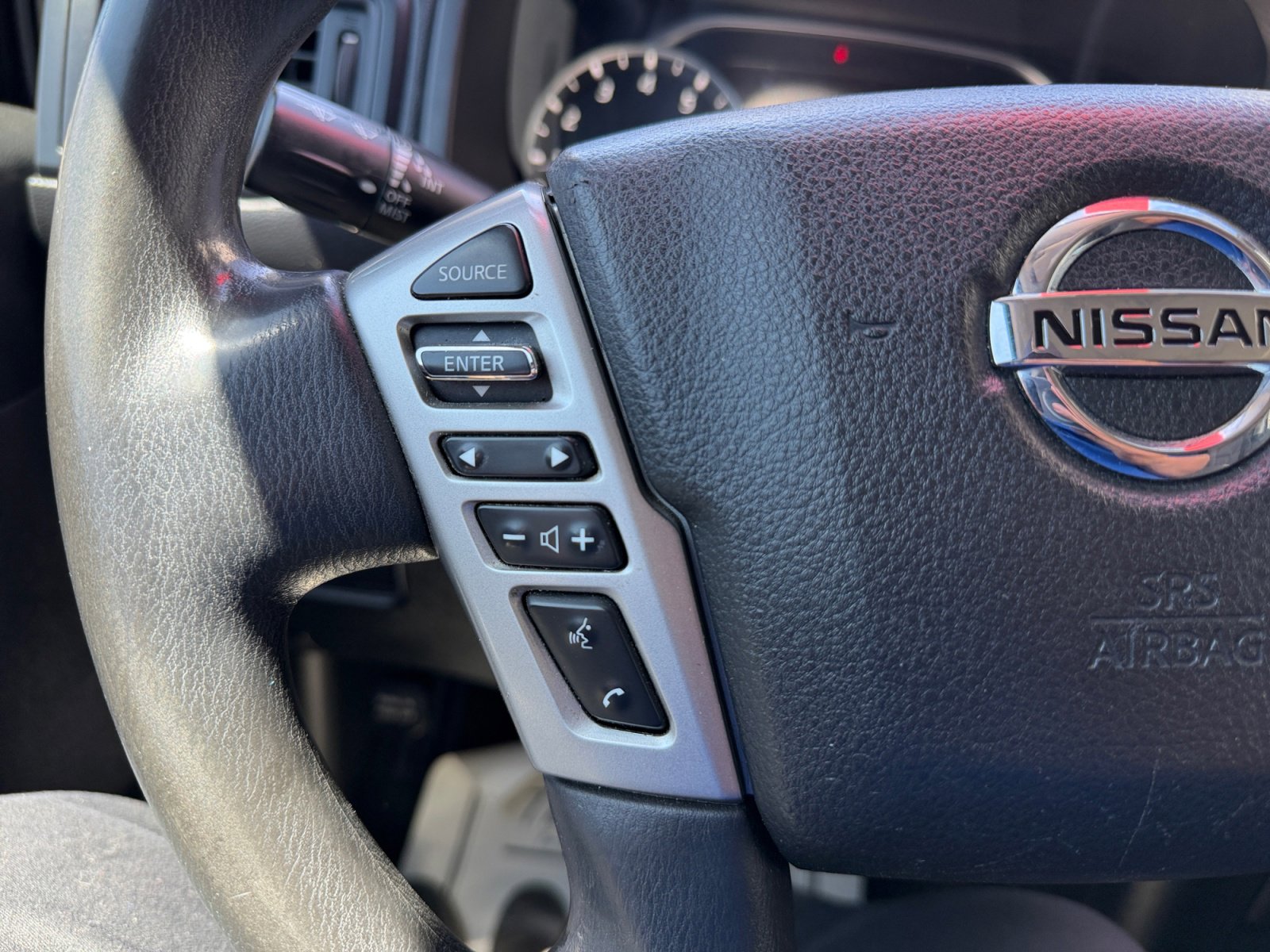 Used 2022 Nissan Titan SV w/ Accessory Utility Package RWD image 20