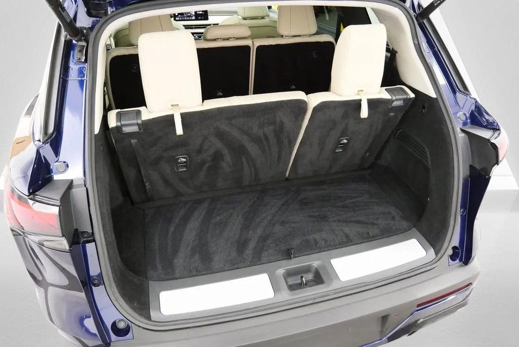 Used 2023 INFINITI QX60 Luxe AWD/4WD image 37