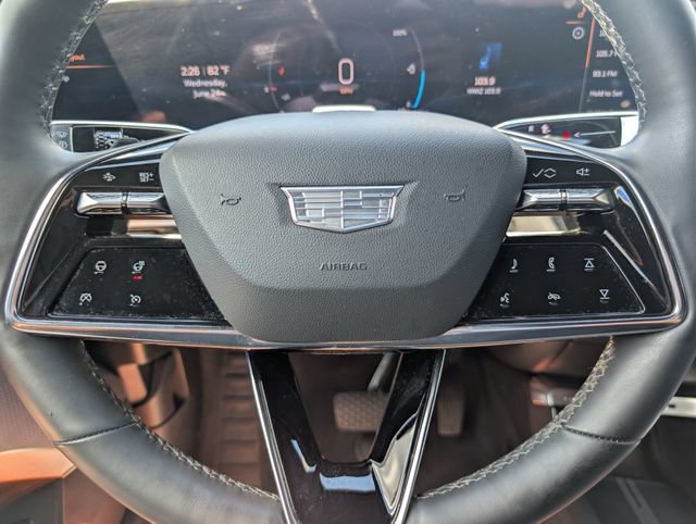 Used 2024 Cadillac Lyriq Luxury AWD/4WD image 22