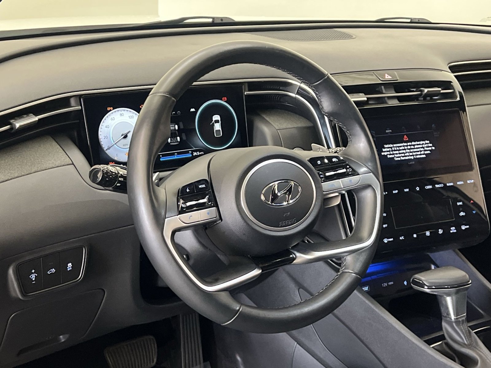 Used 2022 Hyundai Santa Cruz Limited image 14