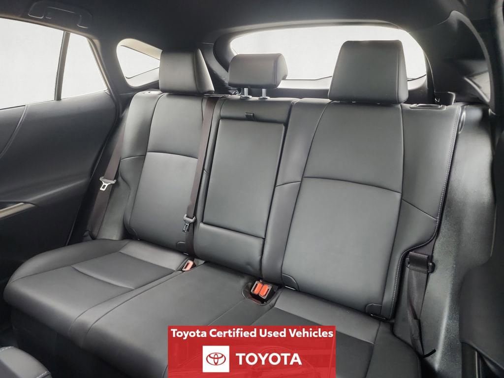 Certified 2023 Toyota Venza XLE AWD/4WD image 15