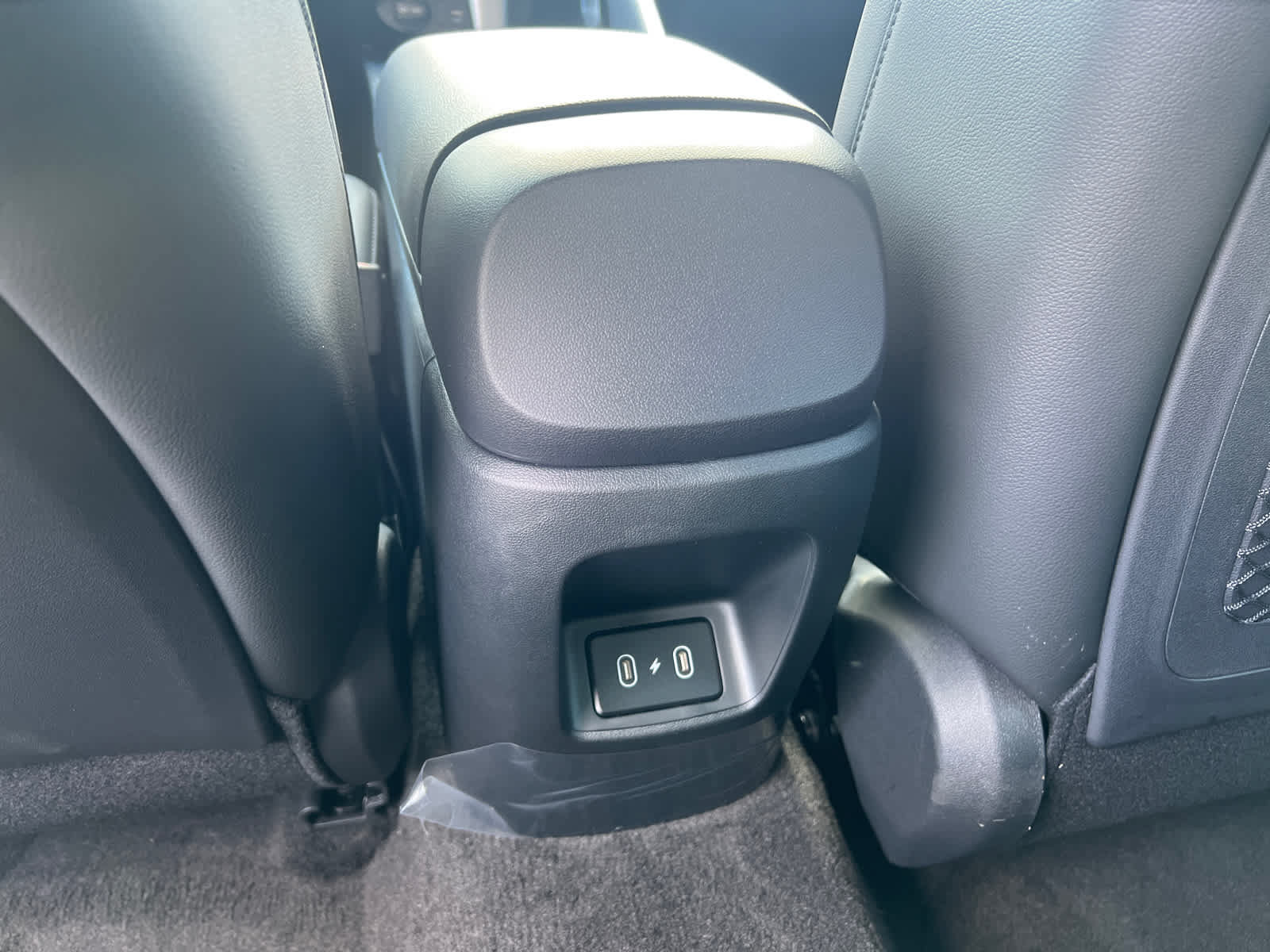 New 2026 Hyundai Elantra Limited FWD image 19