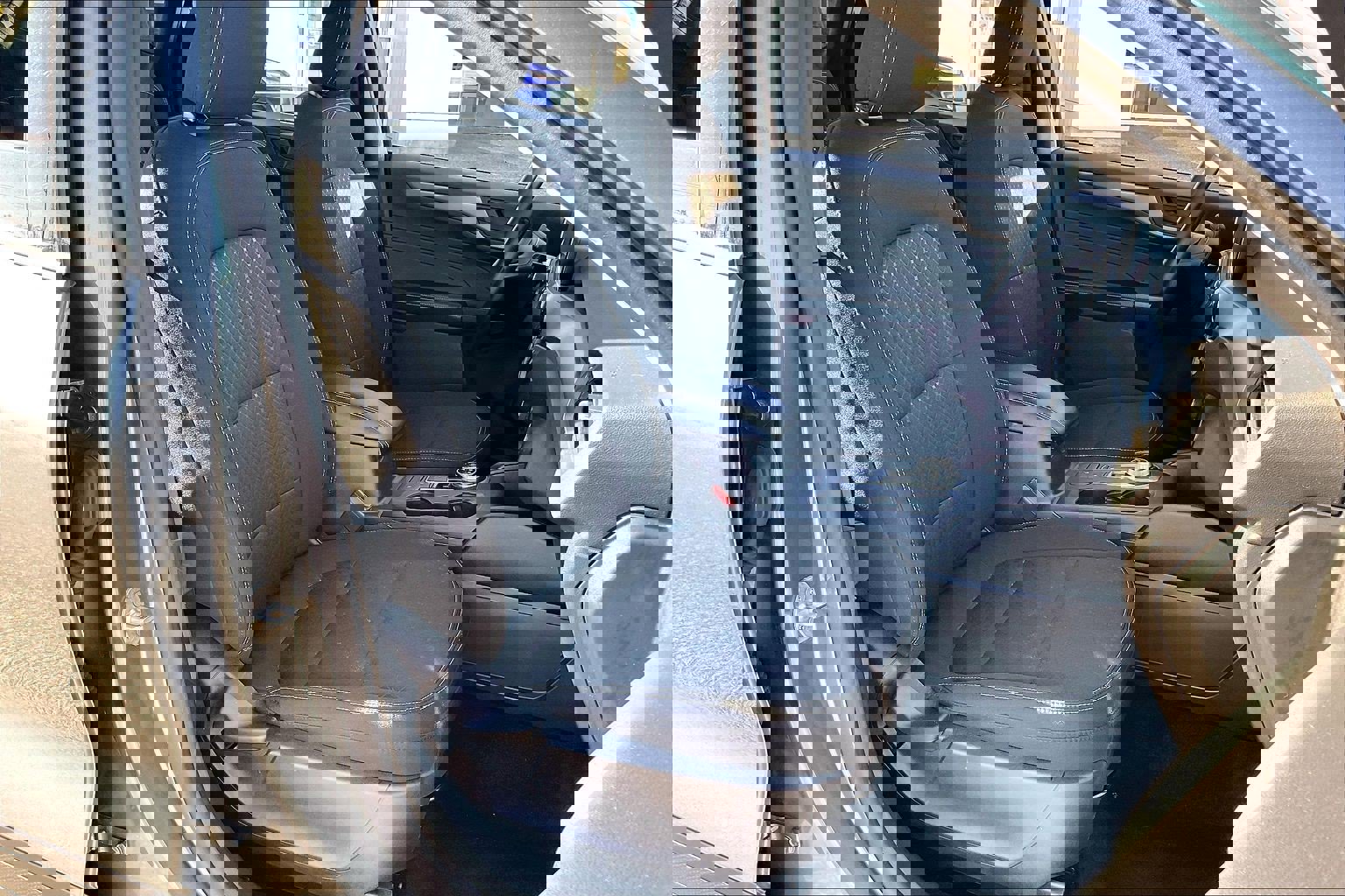 Used 2025 Ford Escape Active image 7