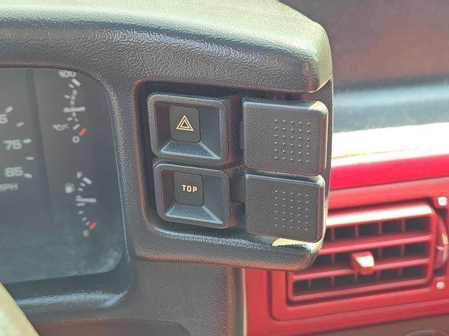Used 1988 Ford Mustang LX image 21