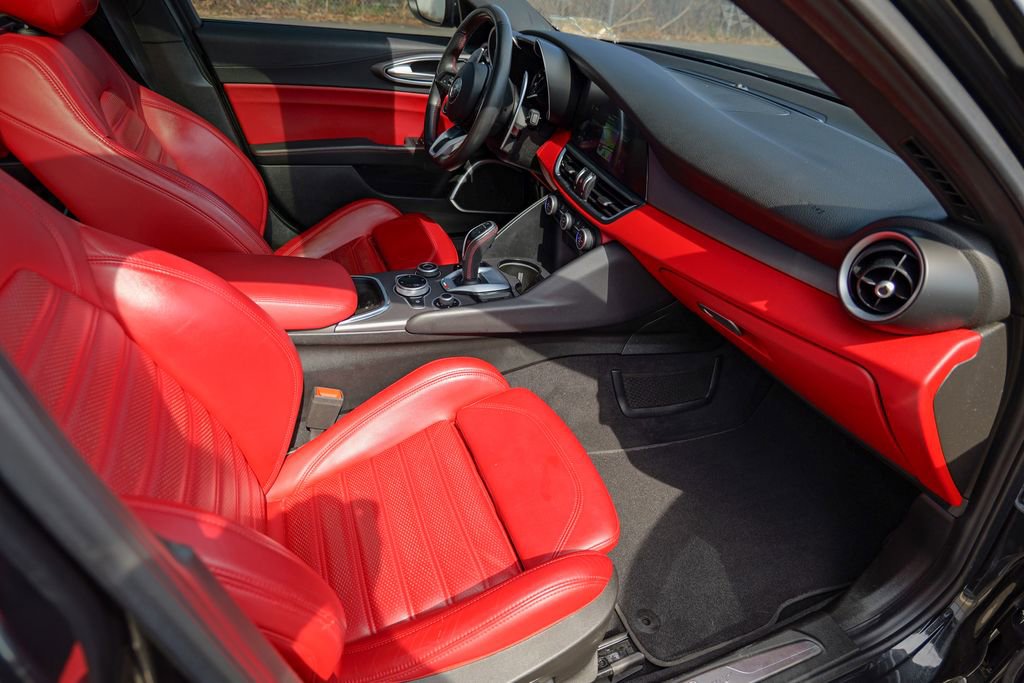 Used 2020 Alfa Romeo Giulia Ti Sport w/ Quick Order Package 22S Sport image 22