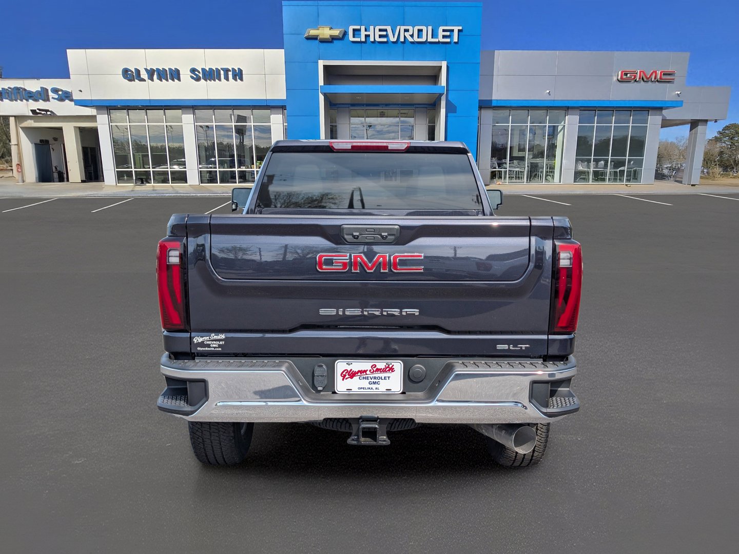 New 2025 GMC Sierra 2500 SLT w/ SLT Convenience Package image 6