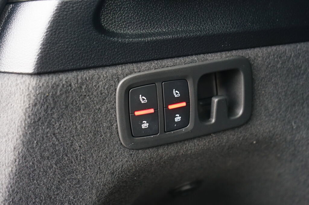 Used 2018 Audi Q7 3.0T Premium Plus w/ Premium Plus Package image 12