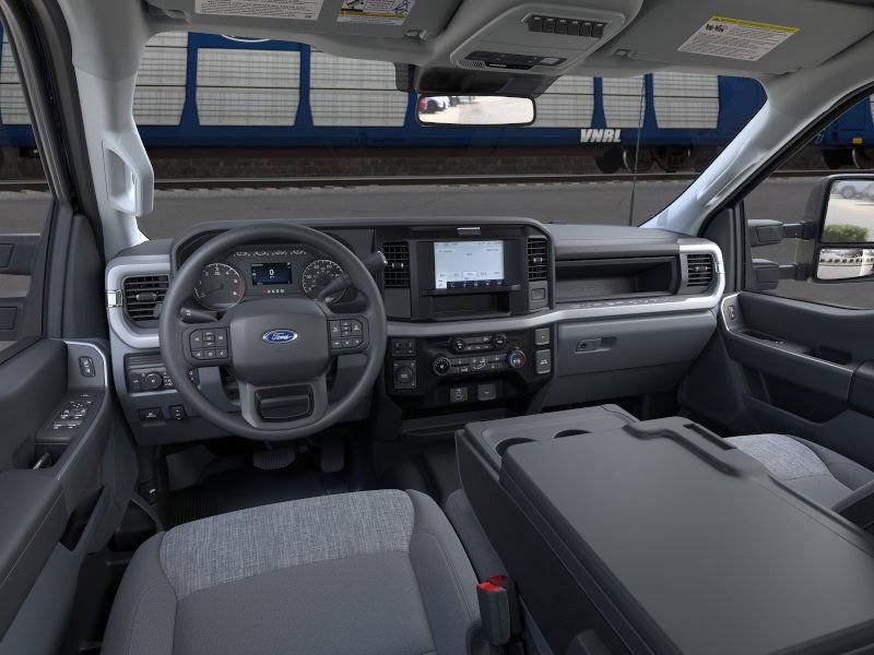 New 2026 Ford F550 4x4 Supercab Super Duty w/ XLT Value Package image 35