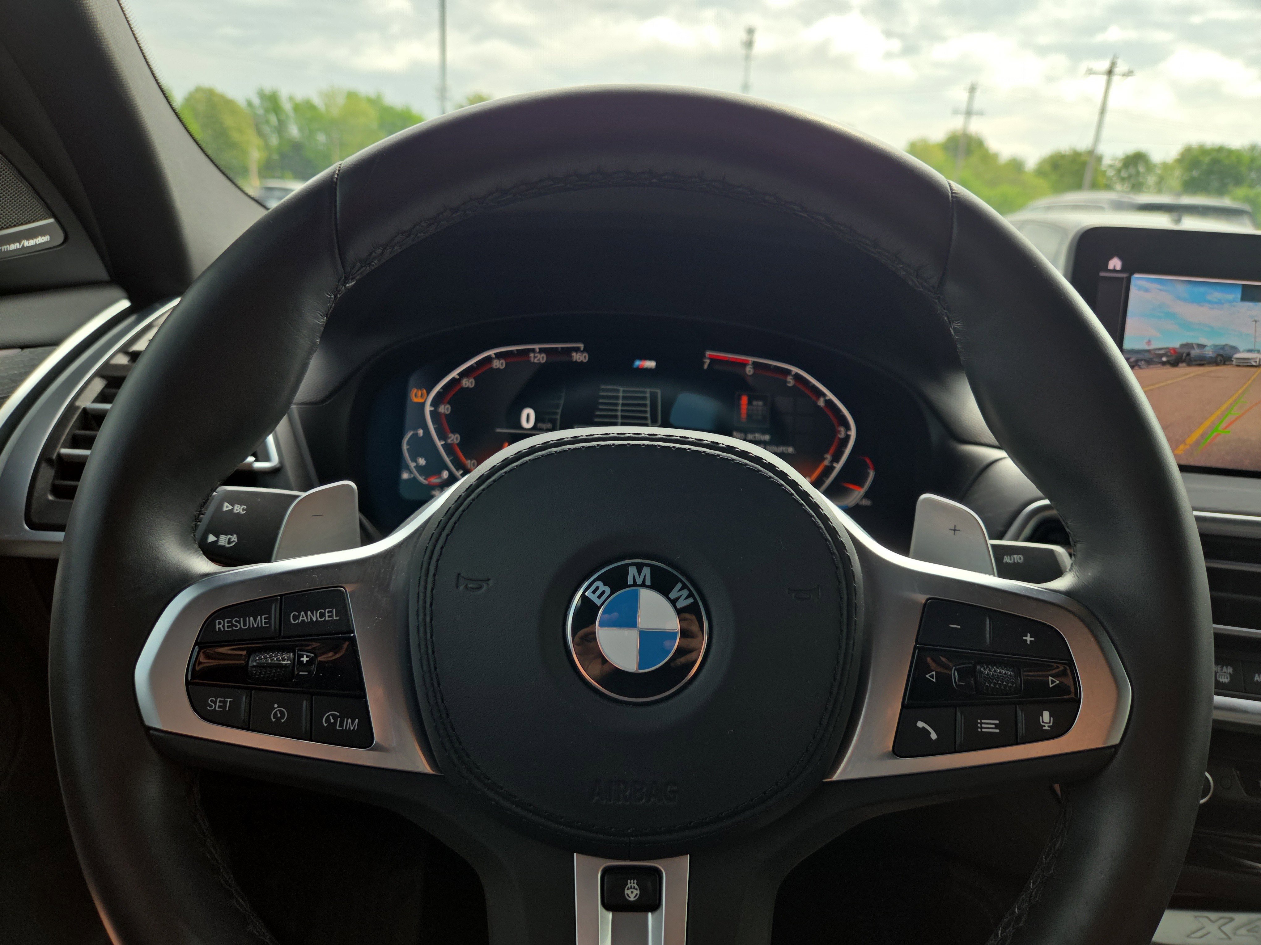 Used 2024 BMW X4 xDrive30i w/ Premium Package image 10