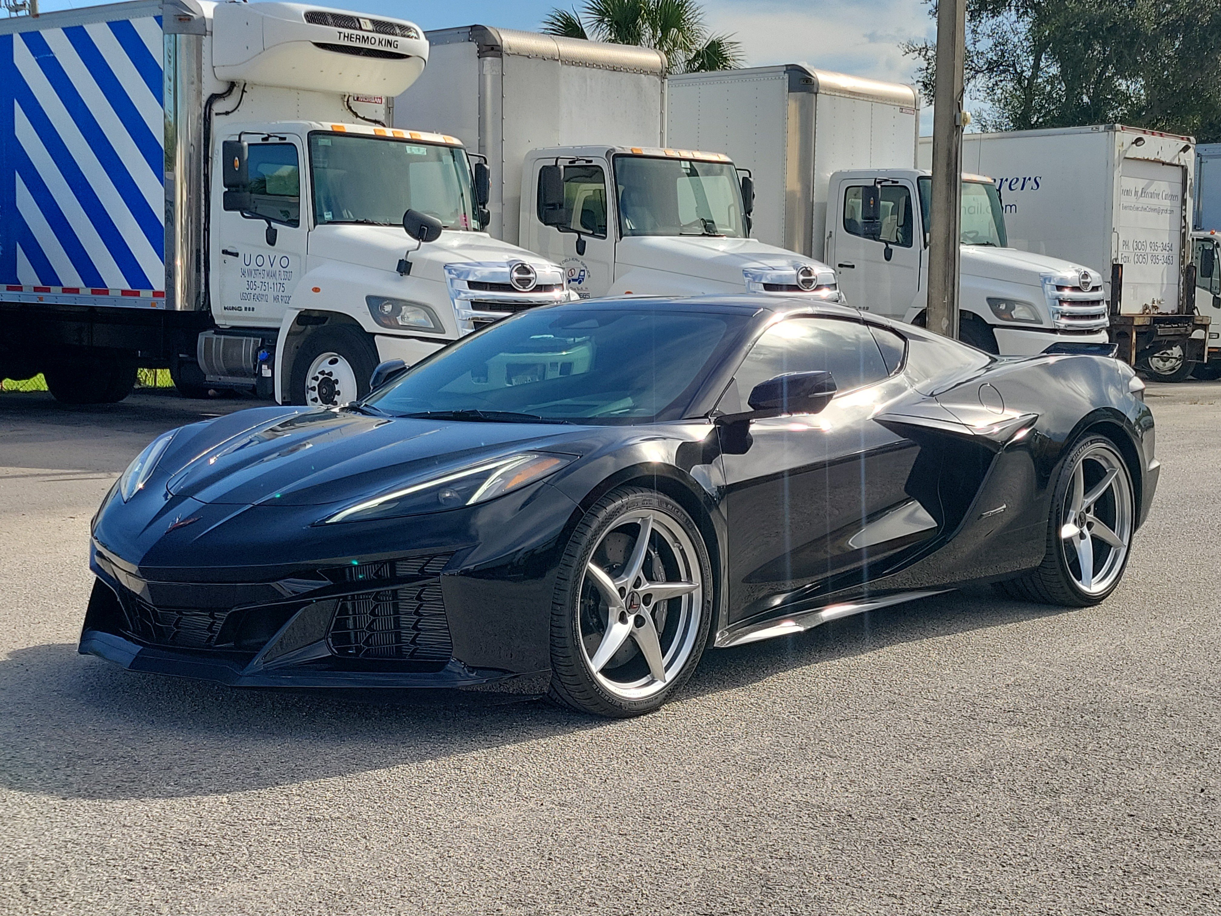 Used 2024 Chevrolet Corvette E-Ray AWD/4WD image 7