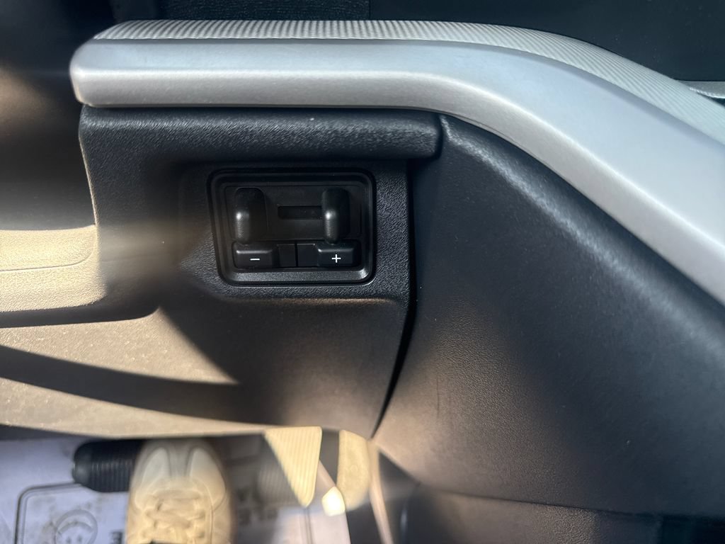 Used 2025 Ford Expedition Max Active AWD/4WD image 43