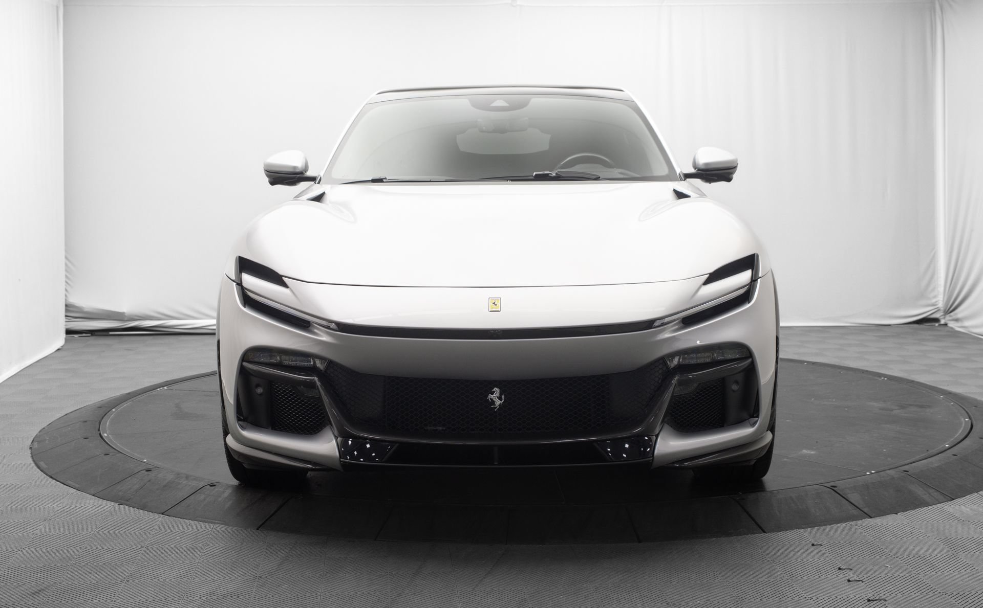 Used 2025 Ferrari Purosangue AWD/4WD image 8