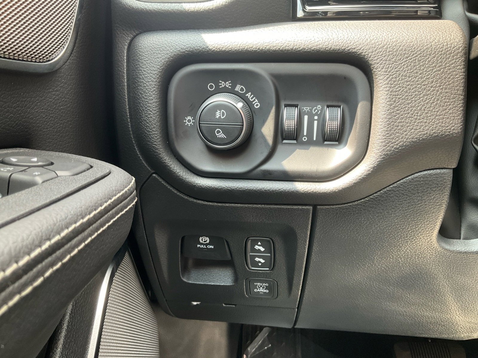 New 2026 RAM 1500 Laramie w/ Night Edition image 21