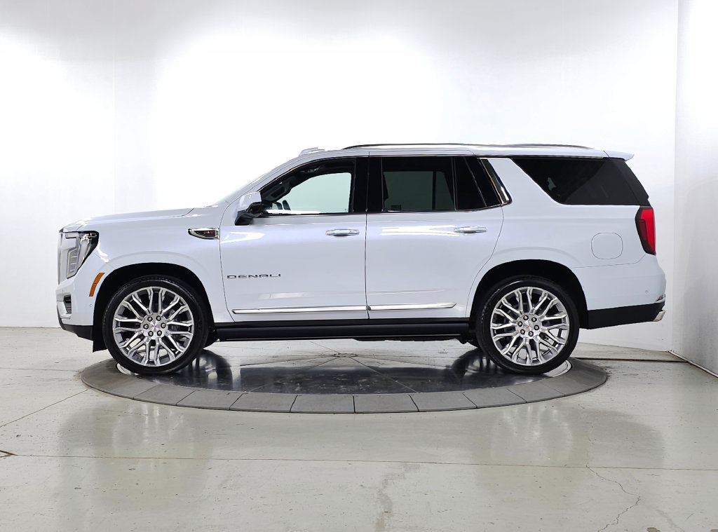 Used 2026 GMC Yukon Denali w/ Denali Reserve Package AWD/4WD image 2