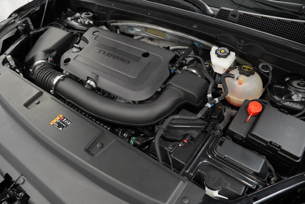Certified 2025 Buick Envision Sport Touring AWD/4WD image 48
