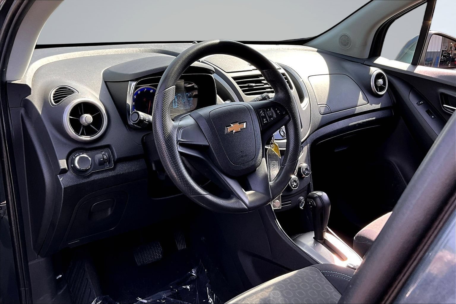Used 2016 Chevrolet Trax LS FWD image 9