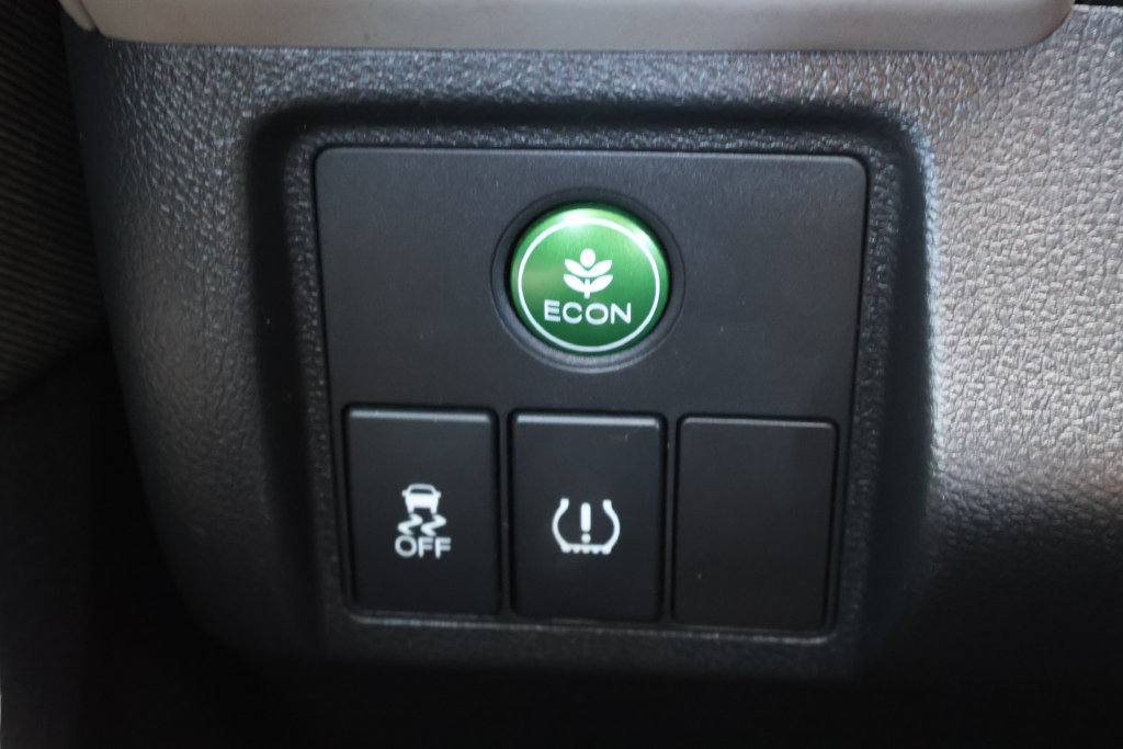 Used 2022 Honda HR-V LX image 23