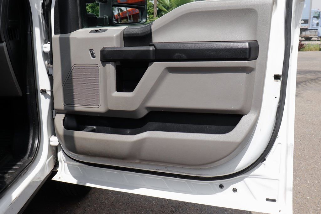 Used 2017 Ford F350 XL w/ Power Equipment Group image 32