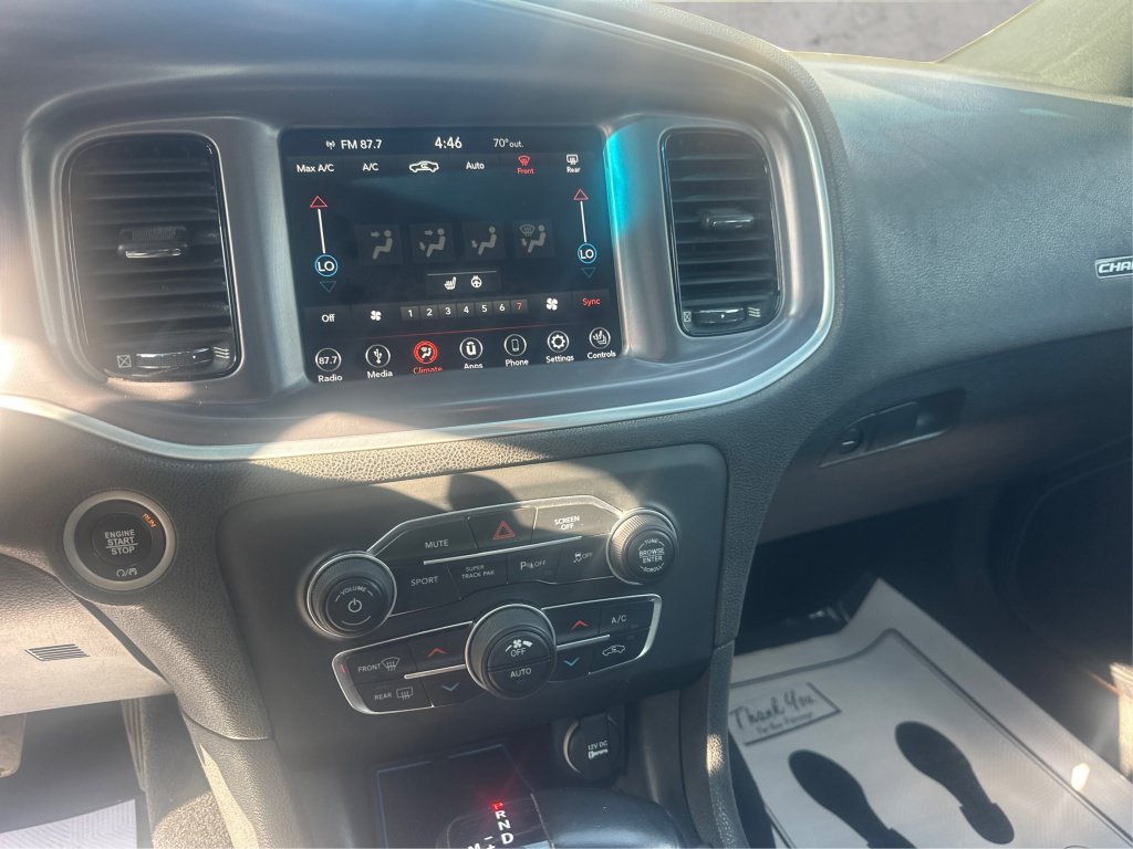 Used 2019 Dodge Charger SXT w/ Blacktop Package AWD/4WD image 23