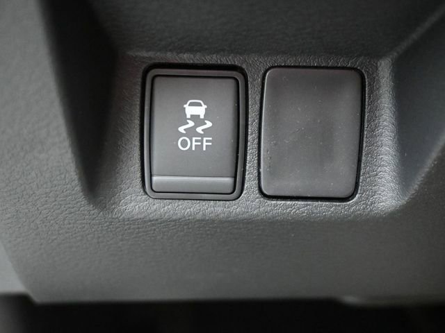 Used 2024 Nissan Frontier SV w/ Technology Package image 24