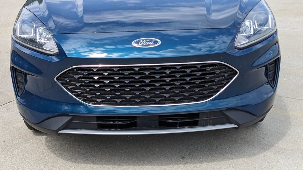 Used 2020 Ford Escape SE AWD/4WD image 9