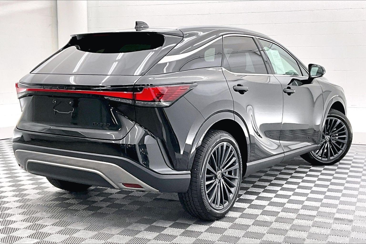 Used 2025 Lexus RX 350 Premium w/ Convenience Package FWD image 11