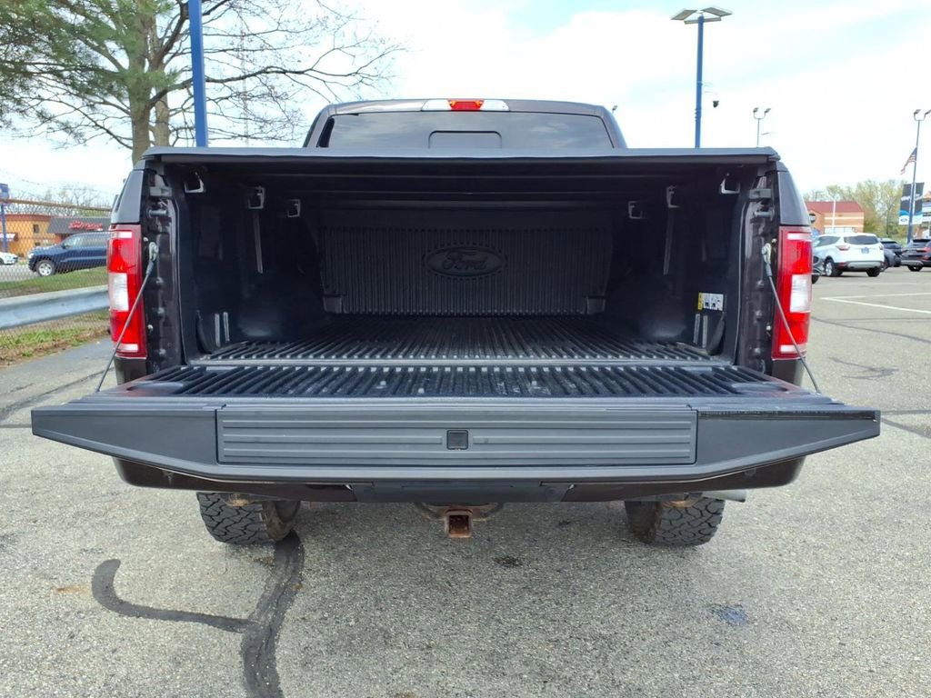 Used 2019 Ford F150 XLT w/ Equipment Group 302A Luxury AWD/4WD image 10