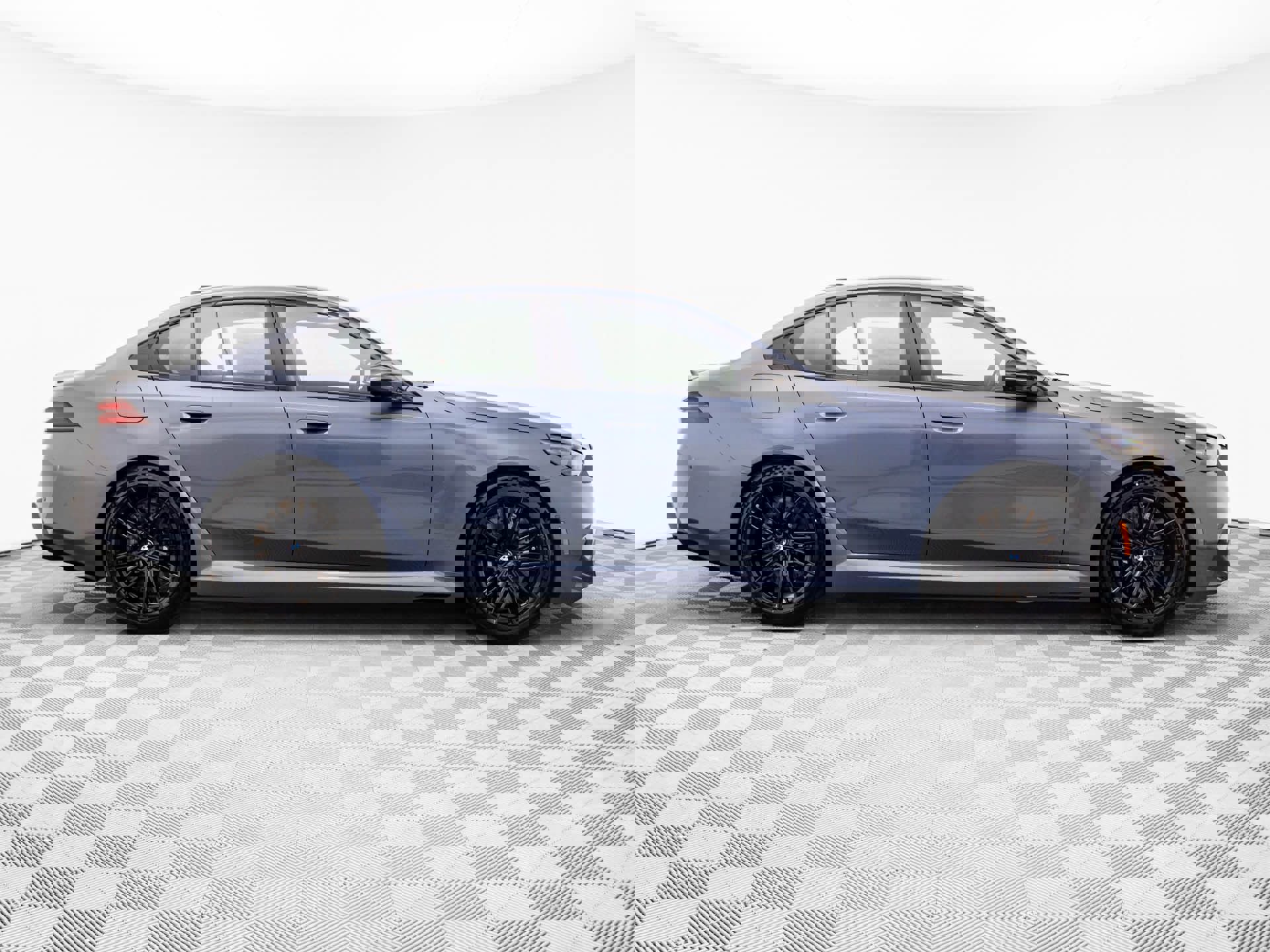 New 2026 BMW M5 w/ Carbon Package image 8