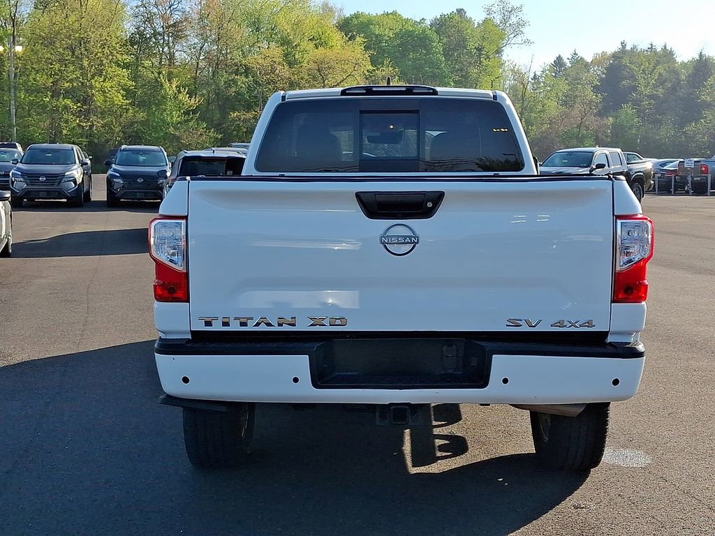 Used 2023 Nissan Titan SV w/ SV Convenience Package AWD/4WD image 5