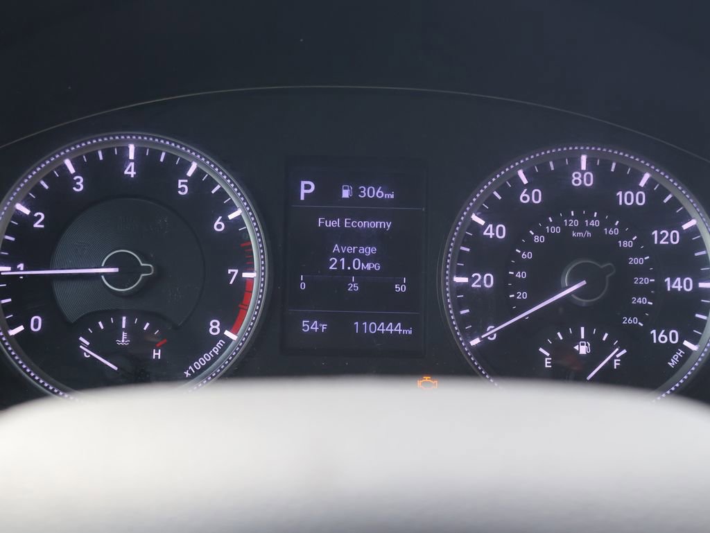 Used 2020 Hyundai Santa Fe SE image 2