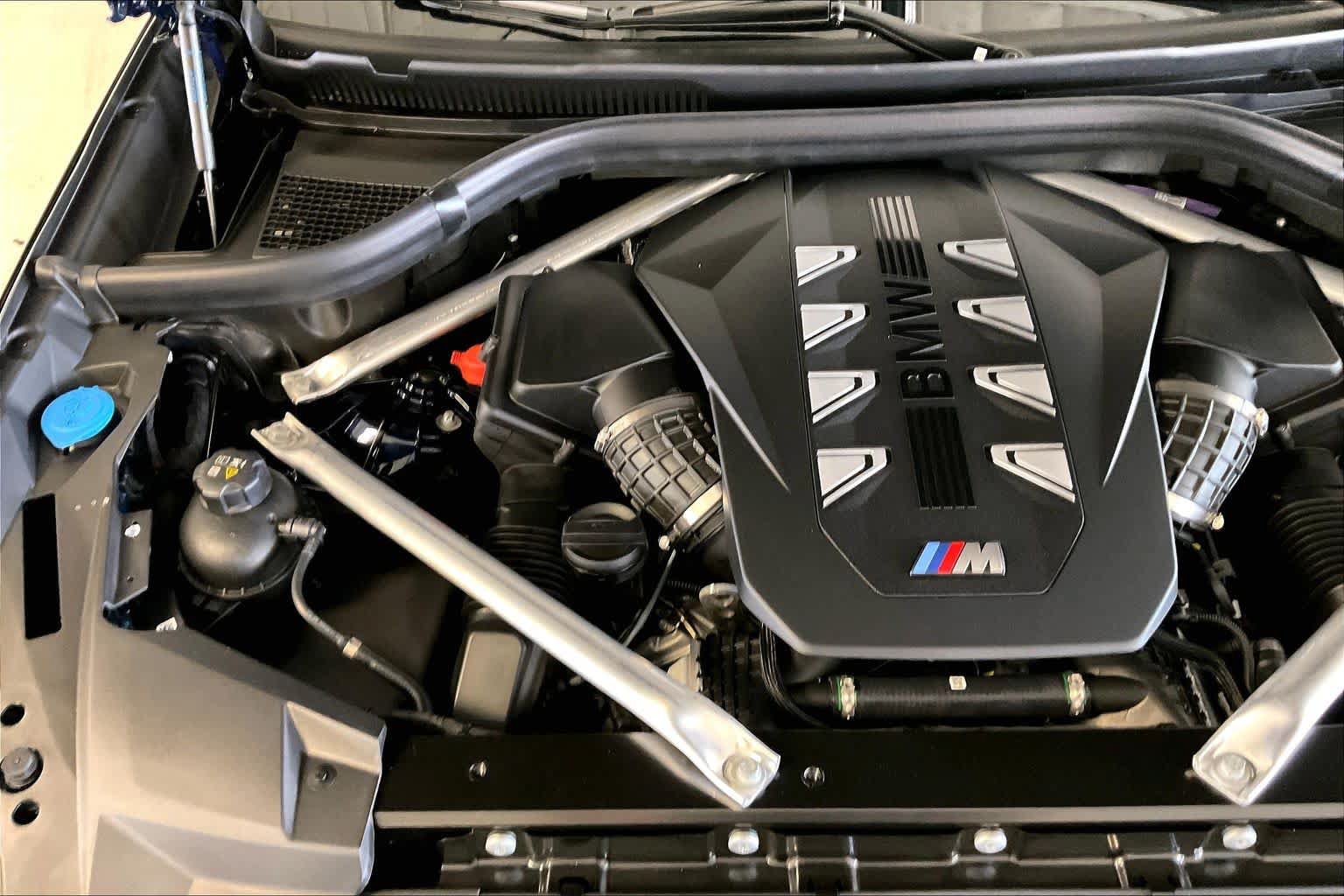 New 2027 BMW X6 M60i AWD/4WD image 17