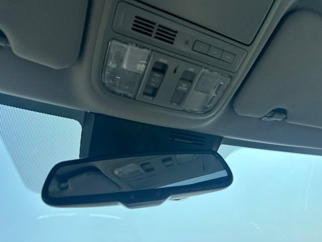 Used 2018 Honda CR-V Touring image 29