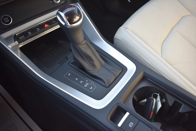 Used 2024 Audi Q3 2.0T Premium Plus image 30