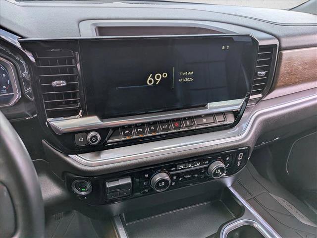 Certified 2024 Chevrolet Silverado 1500 High Country w/ High Country Premium Package AWD/4WD image 19