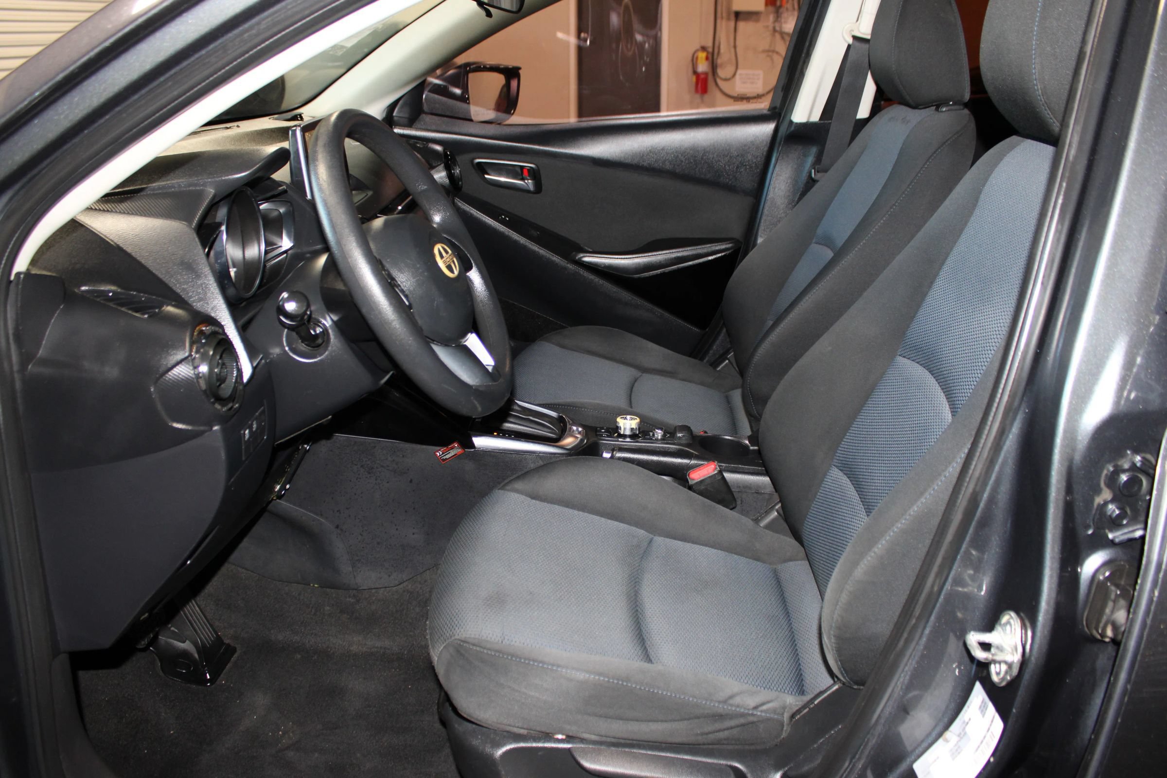 Used 2016 Scion iA FWD image 24