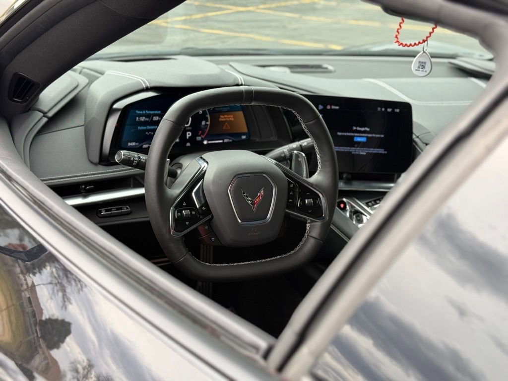 Used 2024 Chevrolet Corvette Stingray Preferred Cpe w/ Z51 Performance Package image 13