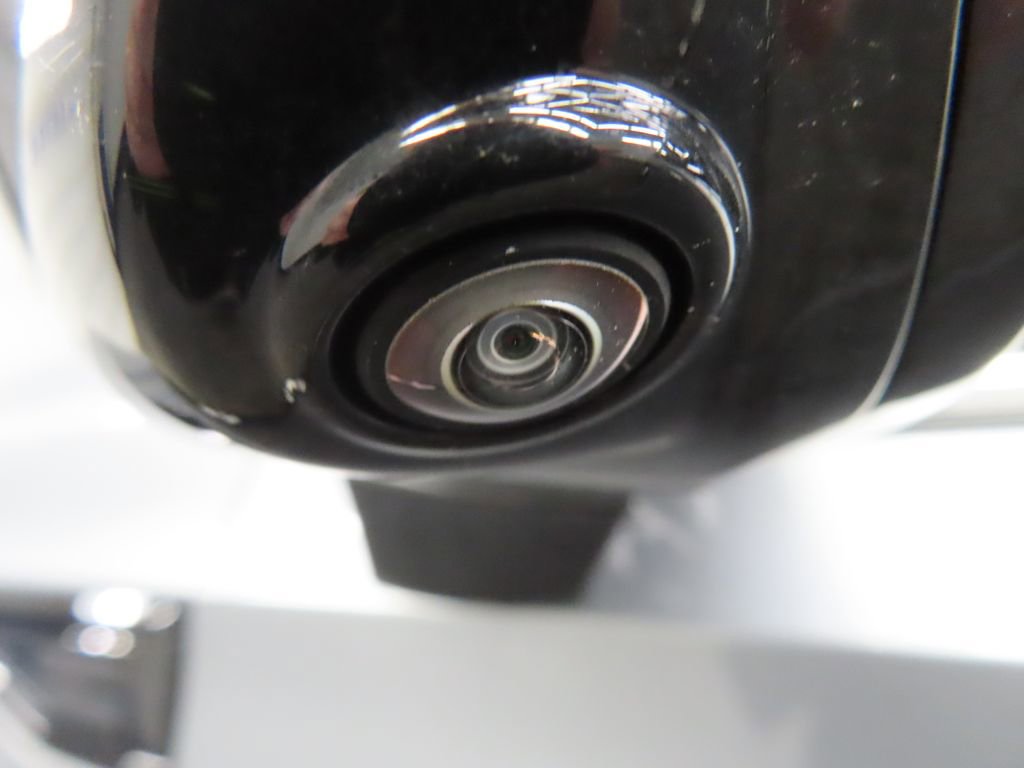 Used 2024 GMC Yukon SLT w/ SLT Luxury Package image 48