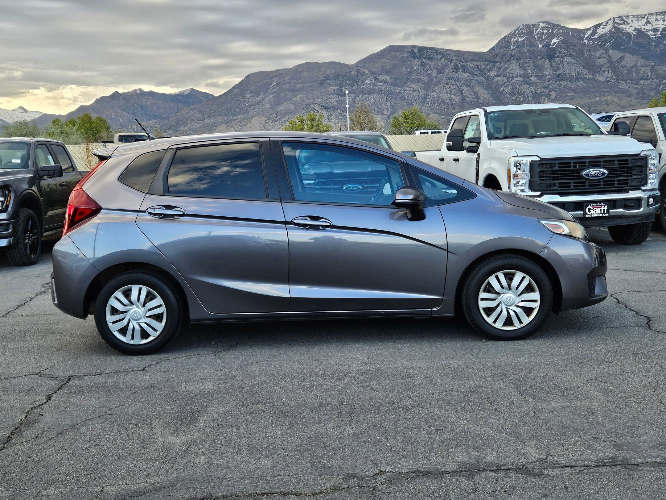 Used 2017 Honda Fit LX image 2