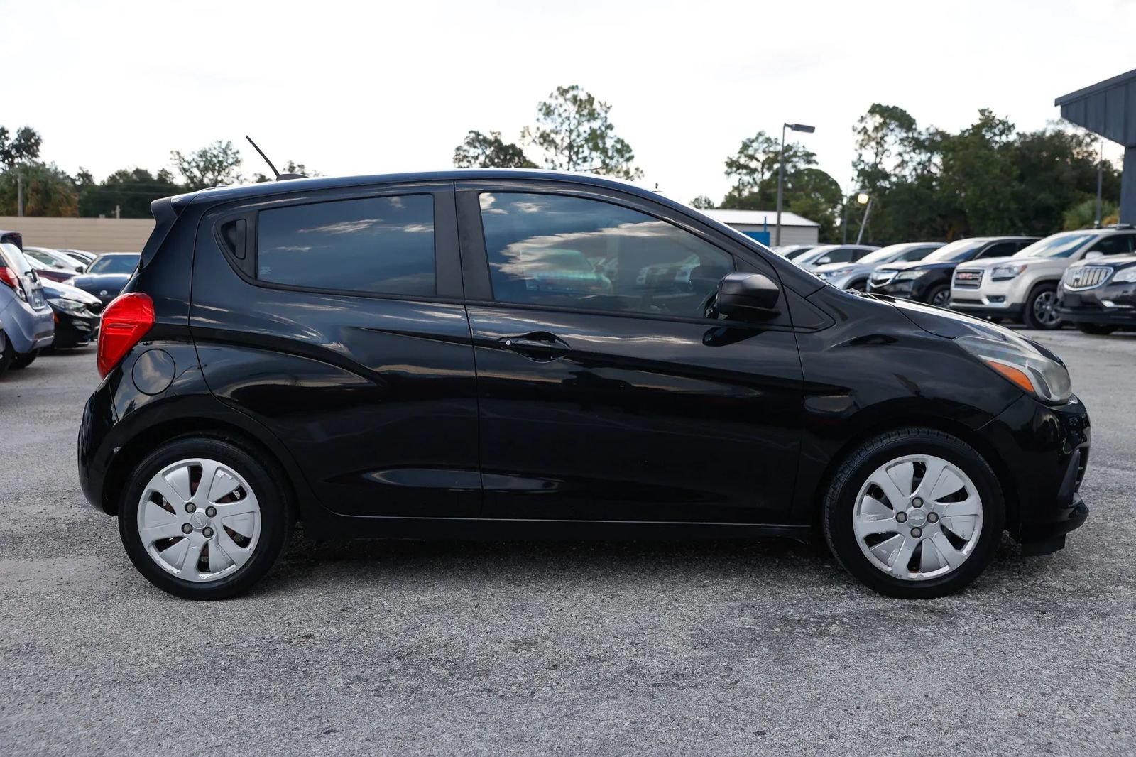 Used 2018 Chevrolet Spark LS FWD image 8