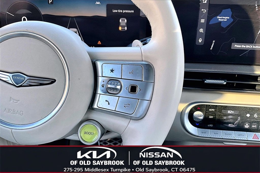 Used 2023 Genesis GV60 Performance image 12