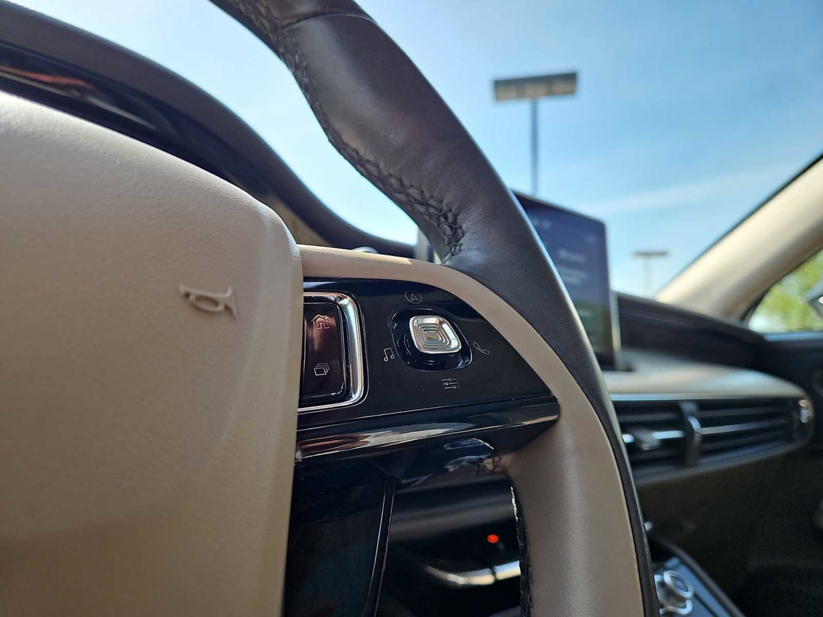 Used 2021 Lincoln Corsair Reserve w/ Elements Package AWD/4WD image 27