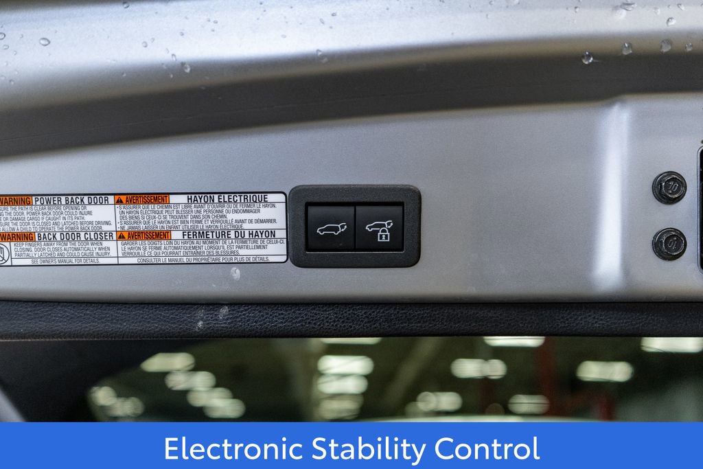 Used 2023 Toyota Corolla Cross XSE w/ Convenience Package image 11