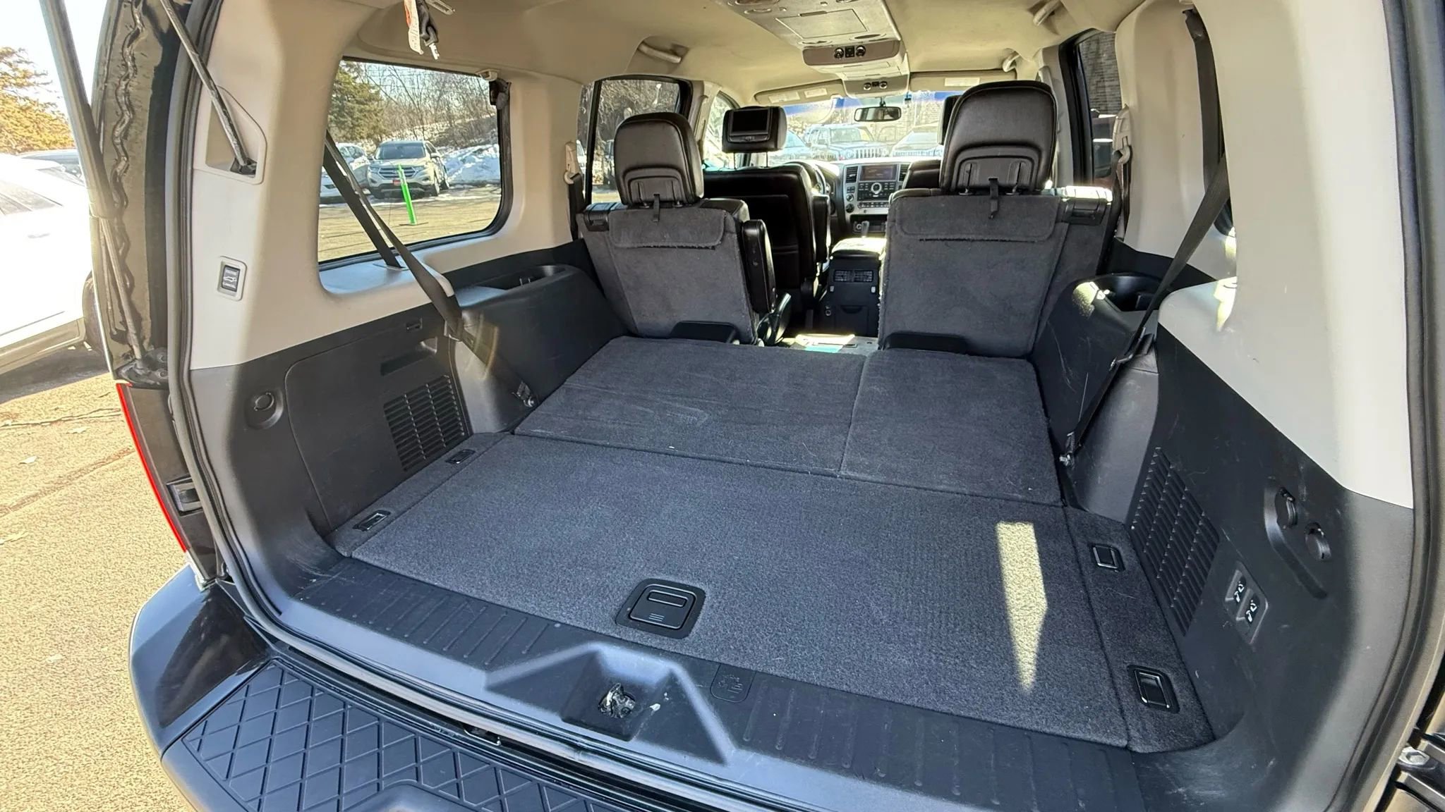 Used 2015 Nissan Armada Platinum w/ 2nd Row Captain Seat Package image 32