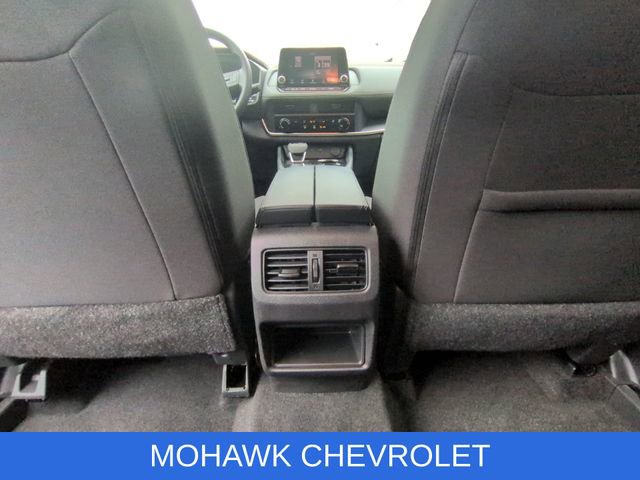 Used 2023 Nissan Rogue S AWD/4WD image 21