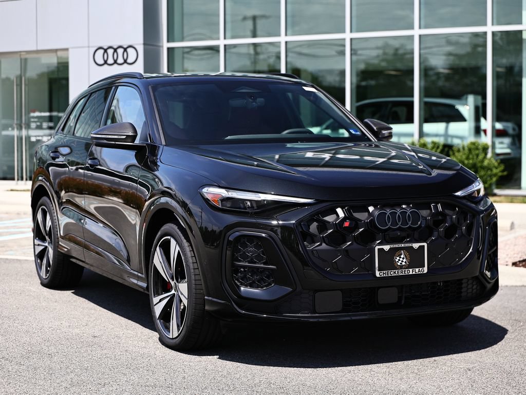 New 2026 Audi SQ5 Prestige AWD/4WD image 2