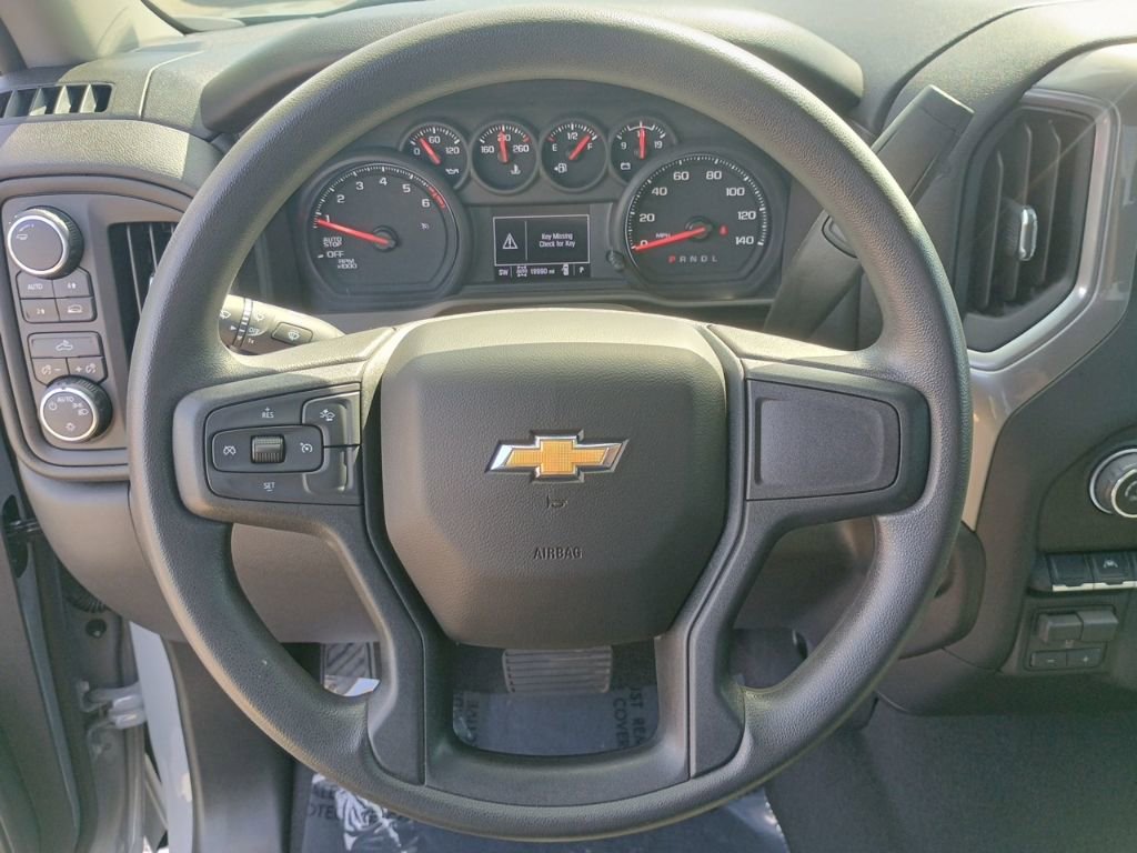 Used 2024 Chevrolet Silverado 1500 Custom image 24