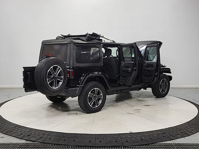 Used 2023 Jeep Wrangler Unlimited Sahara w/ Cold Weather Group AWD/4WD image 15