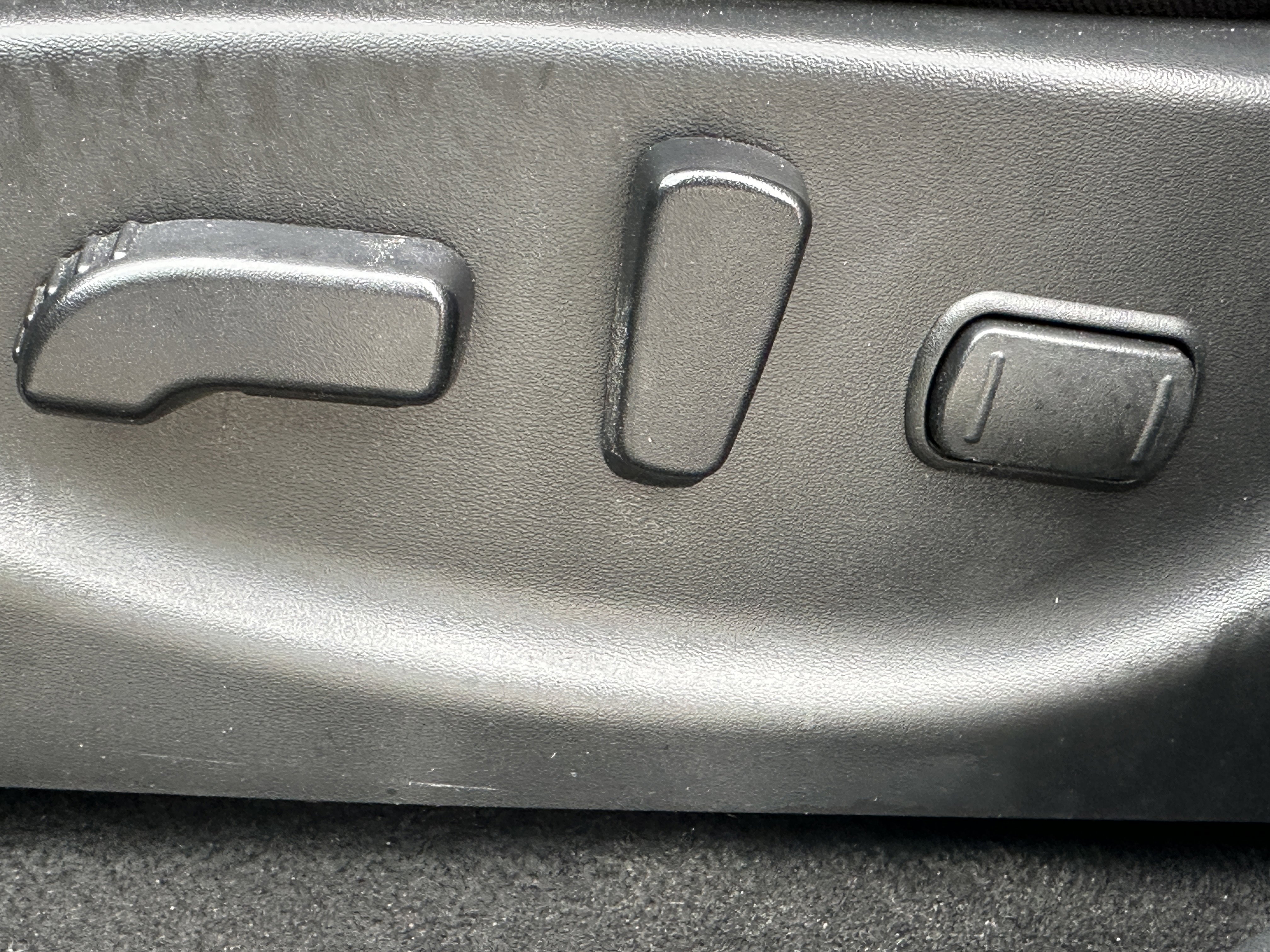 Used 2022 Nissan Leaf SV Plus image 21